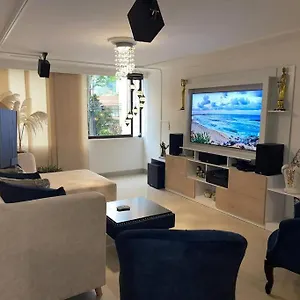 Hermoso Apartamento En El Barrio El Poblado De Medellin, Exclusivo Y Elegante Medellín