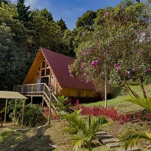 Hermosa Tipo En Santa Elena Medellín
