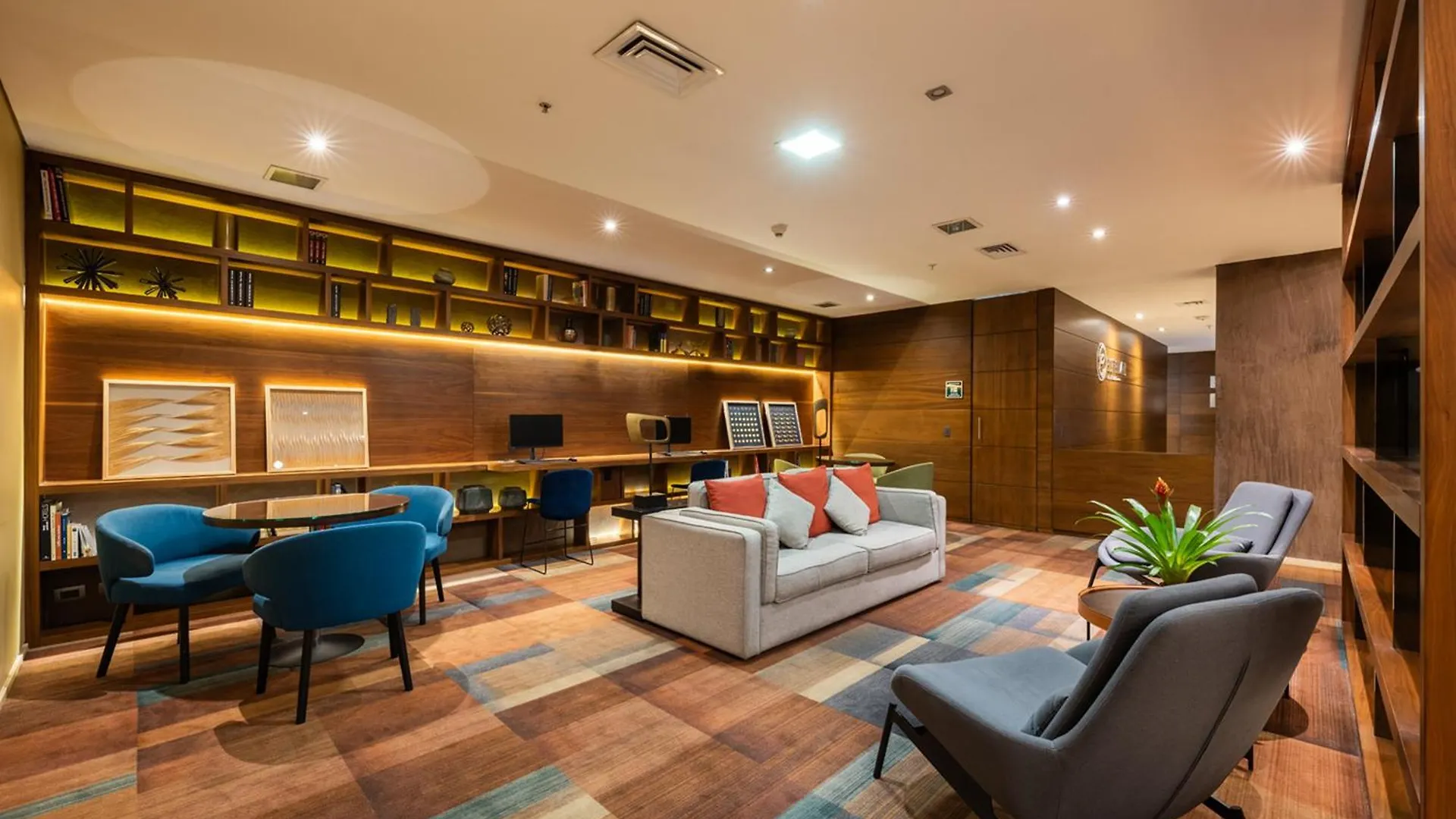 Hotel Estelar Milla De Oro Medellin